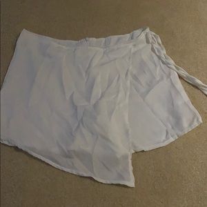 White skort